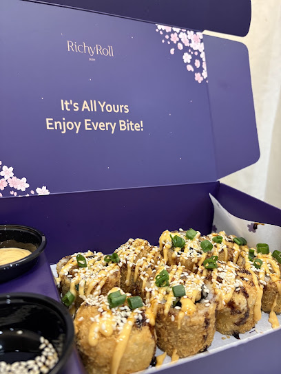 مطعم اللفة الغنيه Richy roll